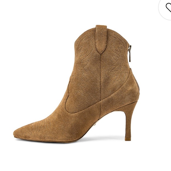 Sequoia Bootie in Tan
RAYE - Picture 2 of 4